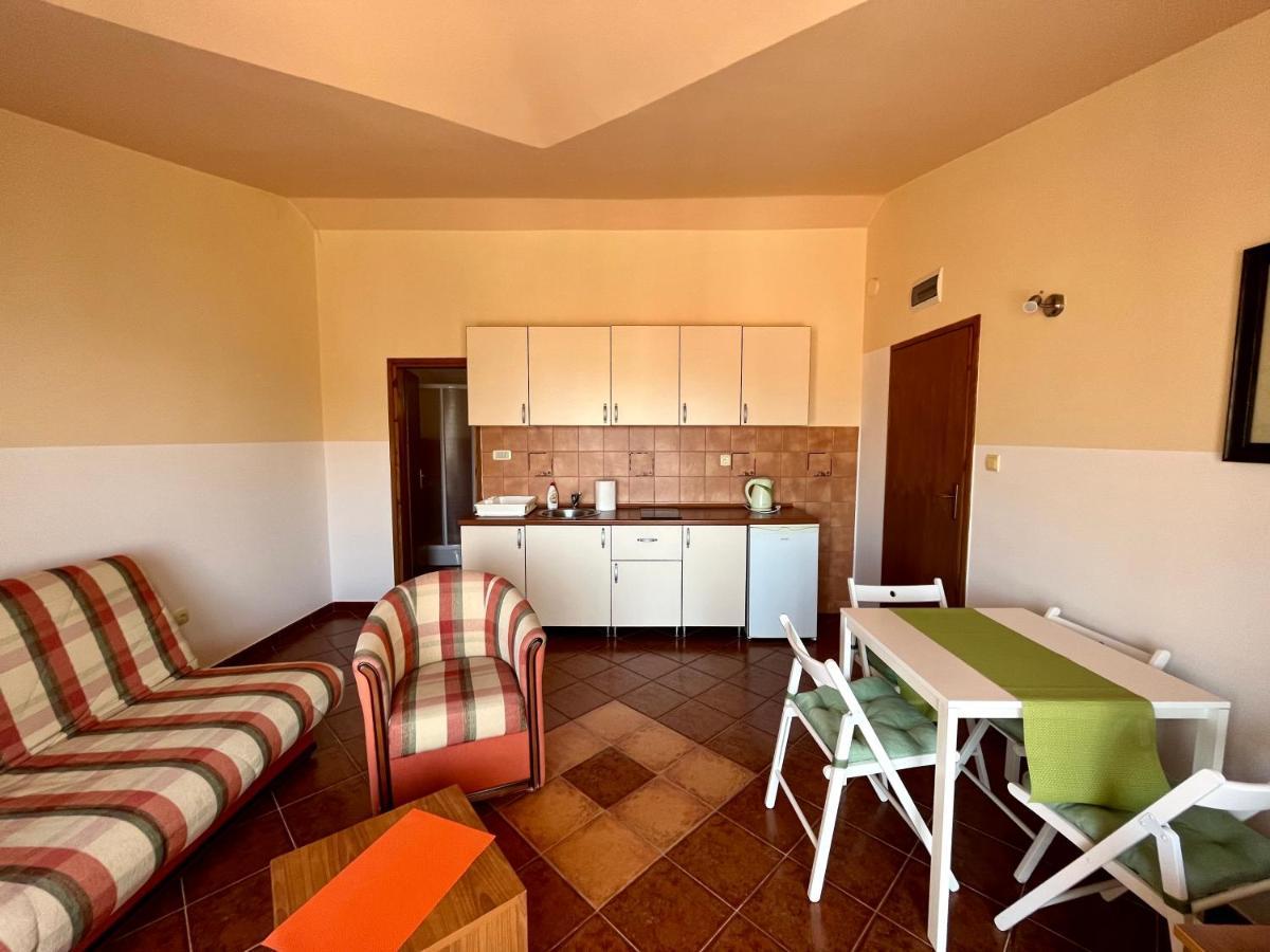 Apartmani Bojana بودفا المظهر الخارجي الصورة